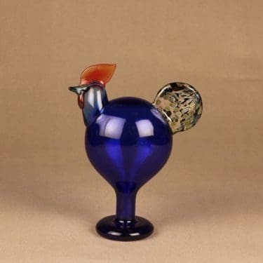 Nuutajärvi lintu , Juhlakukko, suunnittelija Oiva Toikka, Juhlakukko, jalallinen, signeerattu