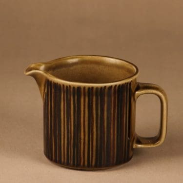 Arabia Kosmos kaadin, 0.5 l, suunnittelija Gunvor Olin-Grönqvist, 0.5 l, raidallinen