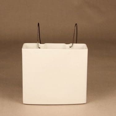 Arabia ilmankostutin valkoinen