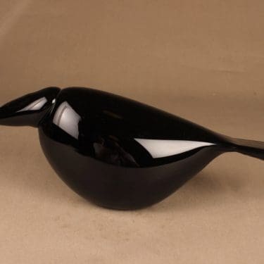 Nuutajärvi lintu , Korppi, suunnittelija Oiva Toikka, Korppi, signeerattu