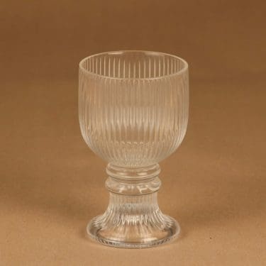 Iittala Viktor viinilasi, 18 cl, suunnittelija Valto Kokko, 18 cl