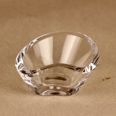 Riihimäen lasi Vaakuna tuhka-astia, kirkas, suunnittelija Helena Tynell, signeerattu