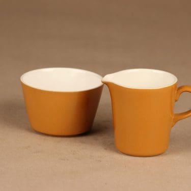 Arabia Aprikoosi sokerikko ja kermakko, aprikoosi, suunnittelija Kaarina Aho,