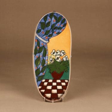 Arabia HLS seinätaulu, Kodin ilo, suunnittelija Heljä Liukko-Sundström, Kodin ilo, serikuva, kukka