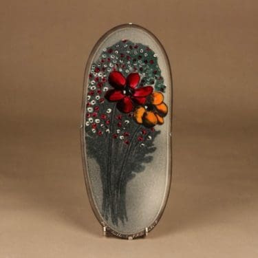 Arabia HLS seinätaulu, Kukkakimppu, suunnittelija Heljä Liukko-Sundström, Kukkakimppu, serikuva, kukka