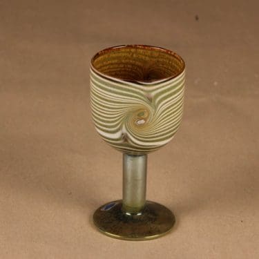 Nuutajärvi Ranta pikari, Pro Arte, suunnittelija Oiva Toikka, Pro Arte, signeerattu