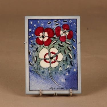 Arabia HLS seinälaatta, Hiljainen hymy, suunnittelija Heljä Liukko-Sundström, Hiljainen hymy, kukka, serikuva