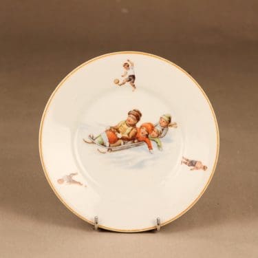 Arabia lasten lautanen,, suunnittelija , , urheilu-aihe