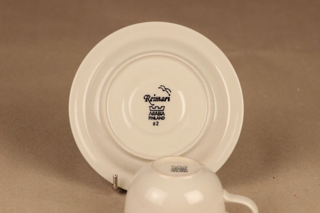 Arabia Reimari kahvikuppi, raitakoriste, suunnittelija Inkeri Leivo, raitakoriste kuva 3