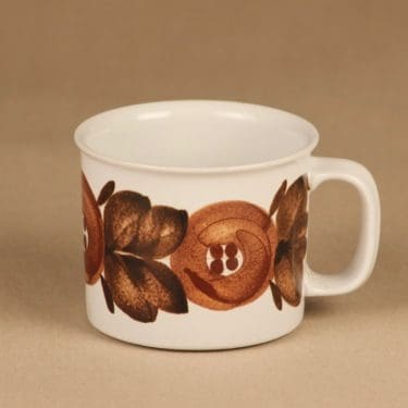 Arabia Rosmarin muki, käsinmaalattu, suunnittelija Ulla Procope, käsinmaalattu