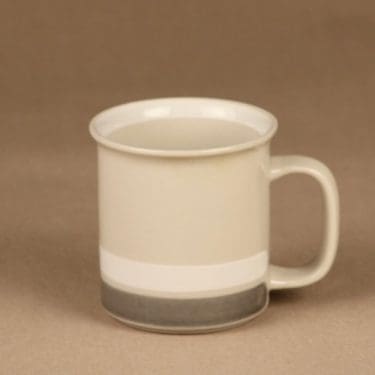 Arabia Salla mug designer Raija Uosikkinen
