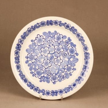 Arabia Kullervo dinner plate designer Raija Uosikkinen