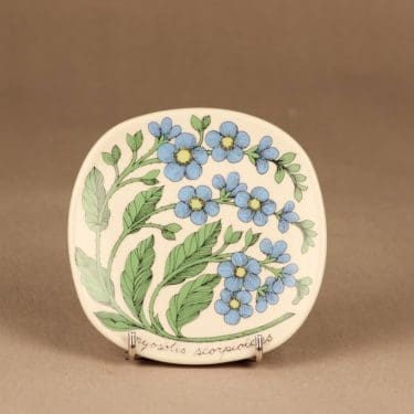 Arabia Botanica koristelautanen, Luhtalemmikki, suunnittelija Esteri Tomula, Luhtalemmikki, kukka, myosotis scorpioides