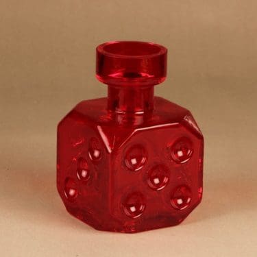 Riihimäen lasi Arpa on heitetty maljakko, punainen, suunnittelija Erkkitapio Siiroinen,