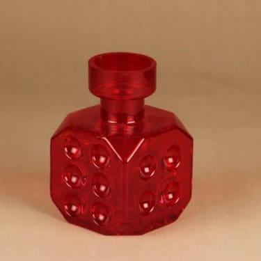 Riihimäen lasi Arpa on heitetty maljakko, punainen, suunnittelija Erkkitapio Siiroinen, noppa, arpakuutio