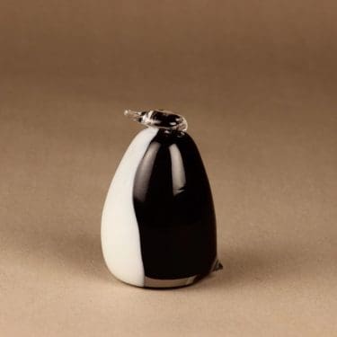 Nuutajärvi lintu , Pingviini, suunnittelija Oiva Toikka, Pingviini, signeerattu