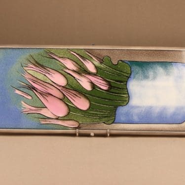 Arabia HLS seinätaulu, suunnittelija Heljä Liukko-Sundström, serikuva, kukka