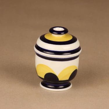 Arabia Paju makeisrasia, käsinmaalattu, suunnittelija Anja Jaatinen-Winquist, käsinmaalattu, signeerattu