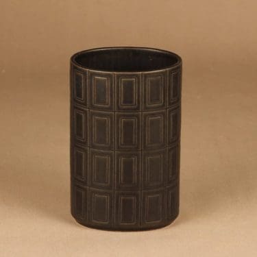 Arabia 400 maljakko, ruskea, suunnittelija Göran Bäck, ruskea, funktionalismi