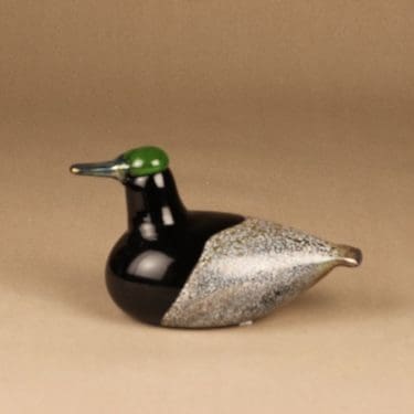 Nuutajärvi lintu , Sorsauros, suunnittelija Oiva Toikka, Sorsauros, signeerattu