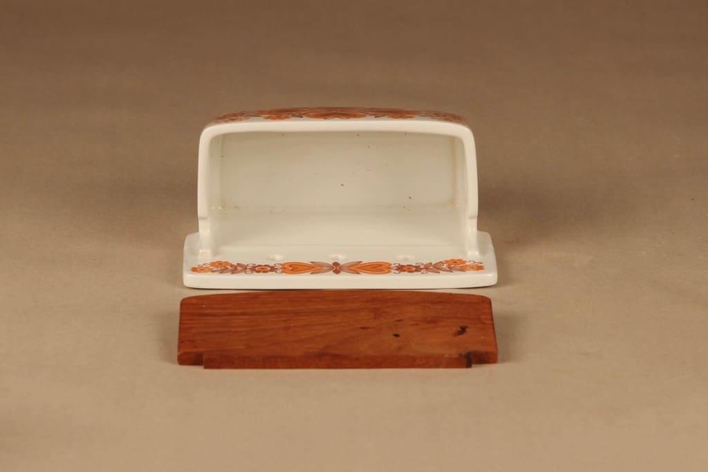 Arabia Sirpa salt jar with wooden lid designer Raija Uosikkinen 3