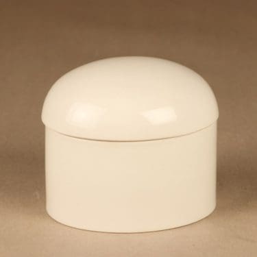 Arabia Eeva rasia, kannellinen, suunnittelija Birger Kaipiainen, kannellinen