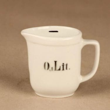 Arabia AR mittakaadin, 1 dl, suunnittelija , 1 dl