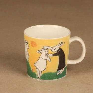 Arabia Teema pupumuki, Ylioppilas, suunnittelija Heljä Liukko-Sundström, Ylioppilas