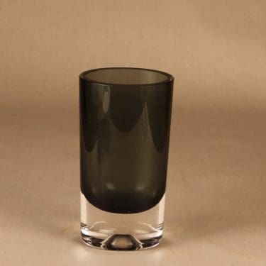 Nuutajärvi KF 295 vase, signed designer Kaj Franck