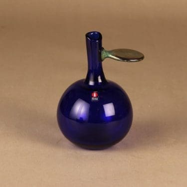 Nuutajärvi Pro Arte Taide-esine, omena, suunnittelija Oiva Toikka, omena, signeerattu, numeroitu