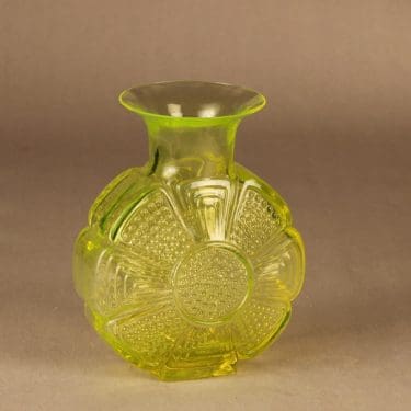 Riihimäen lasi Amuletti maljakko, keltainen, suunnittelija Tamara Aladin,