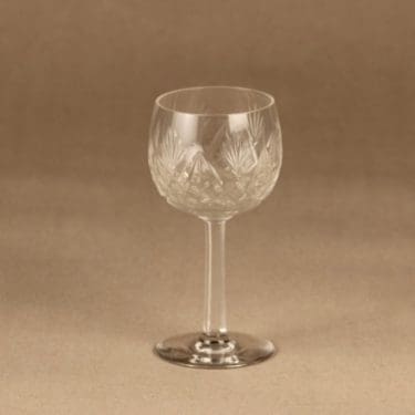 Kumela maljakko, filigraani, suunnittelija Maija Carlson, filigraani