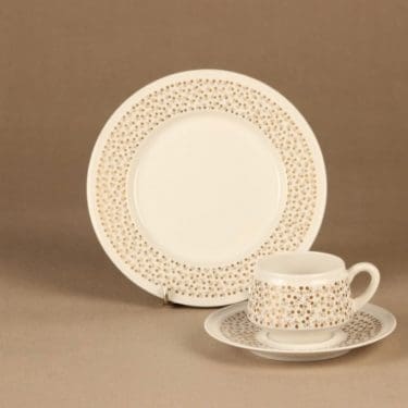 Arabia Kimmel kahvikuppi ja lautaset (2) suunnittelija Esteri Tomula