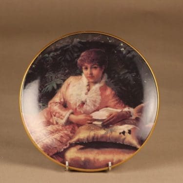 Arabia koristelautanen, Lukeva Pariisitar, suunnittelija Albert Edelfelt, Lukeva Pariisitar, serikuva