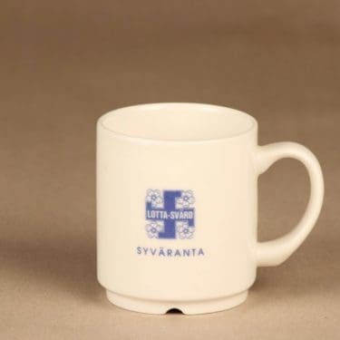 Arabia Lotta Svärd muki, Syväranta, suunnittelija , Syväranta, serikuva