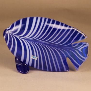 Nuutajärvi Pro Arte lasiveistos, kala, suunnittelija Kerttu Nurminen, kala, signeerattu