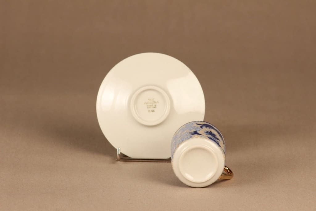 Arabia She-Foo mokkakuppi, suunnittelija Greta-Lisa Jäderholm-Snellman, kuparipainokoriste kuva 3