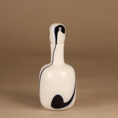 Iittala Blues caraffe, signed designer Timo Sarpaneva