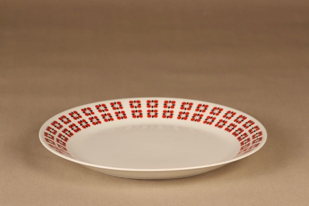 Arabia Eveliina tarjoilulautanen, punainen, musta, suunnittelija Esteri Tomula, serikuva, kukka kuva 2