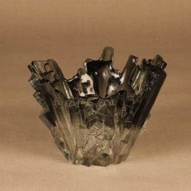 Humppila maljakko, signeerattu, suunnittelija Pertti Santalahti, signeerattu