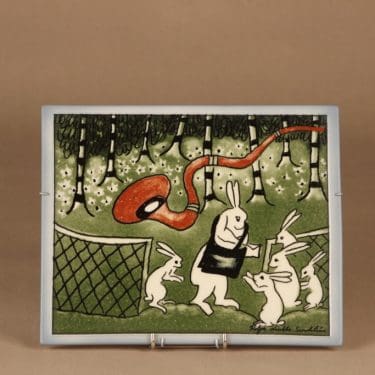 Arabia   seinätaulu, Odotettu viestinviejä, suunnittelija Heljä Liukko-Sundström, Odotettu viestinviejä, tilaustyö