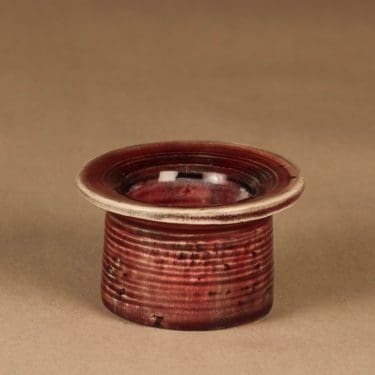 Arabia maljakko, signeerattu, suunnittelija Brita Heilimo, signeerattu