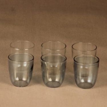 Iittala väkeväviinilasi, eri värejä, 6 kpl, suunnittelija Göran Hongell,