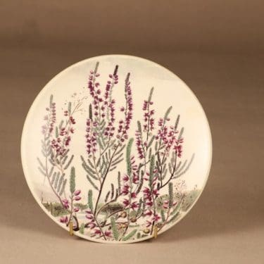 Arabia Maakuntakukka seinälautanen, Kanerva, suunnittelija Kirsti Brandt, Kanerva, kukka