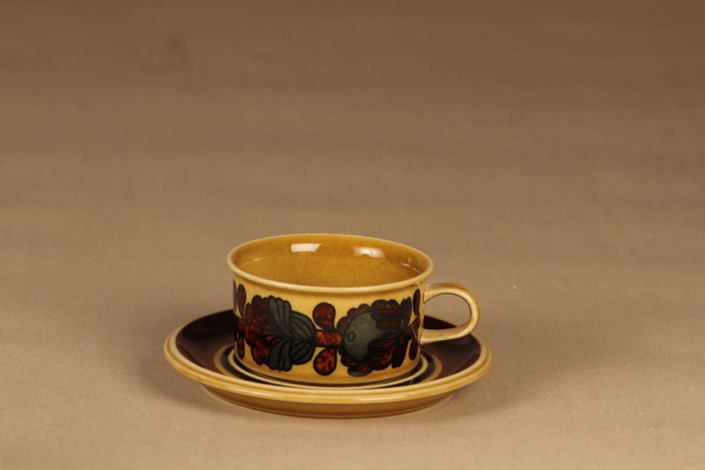 Arabia Otso tea cup and plates(2) designer Raija Uosikkinen 2