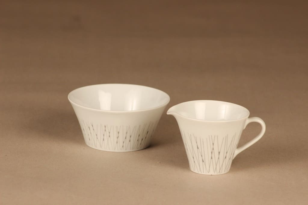 Arabia Stella sugar bowl and creamer designer Raija Uosikkinen