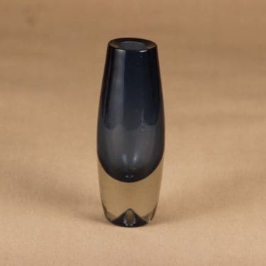 Iittala Lappi maljakko, signeerattu, suunnittelija Erkki Vesanto, signeerattu