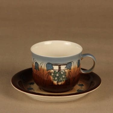 Arabia Äidille teekuppi, 1978, suunnittelija Heljä Liukko-Sundström, 1978, serikuva, vuosikuppi, äidinkuppi