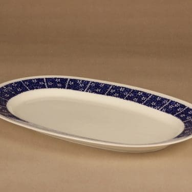 Arabia Pitsi serving plate designer Raija Uosikkinen
