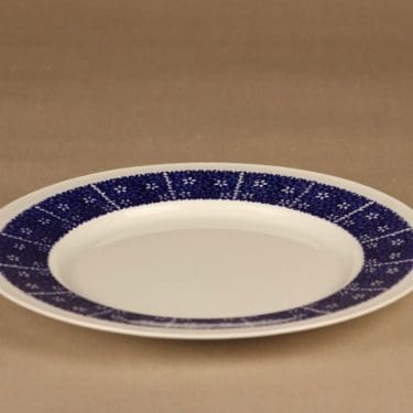 Arabia Pitsi dinner plate designer Raija Uosikkinen